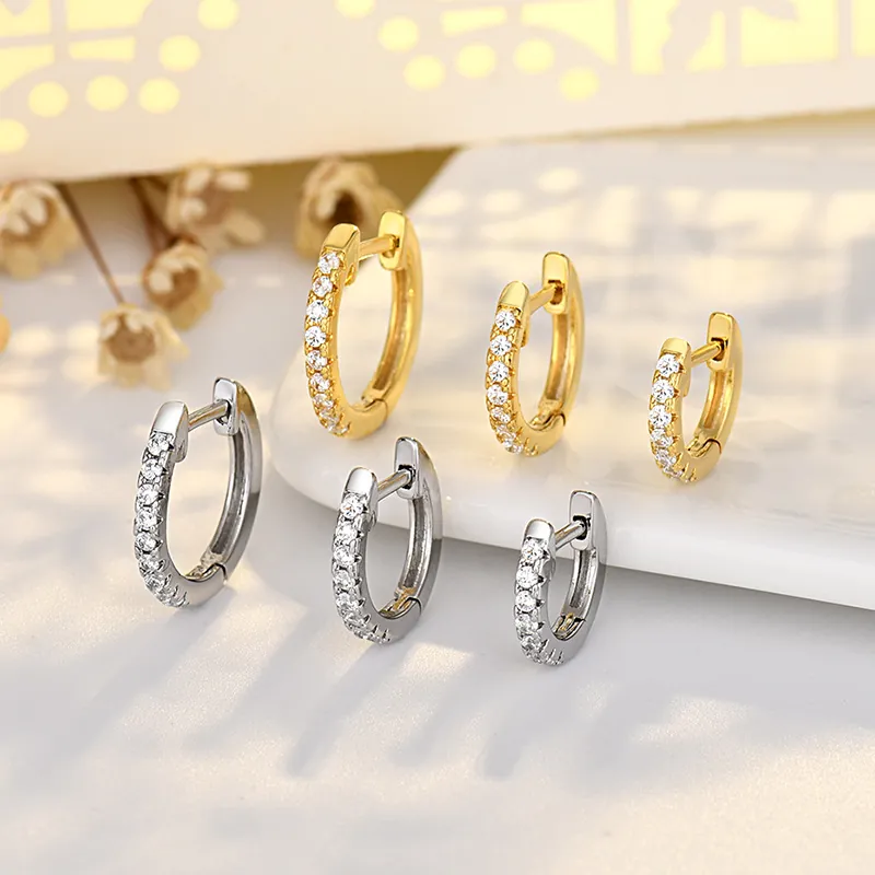 Huggie Hoop Earrings AAA Zircon Copper With Silver Earring Post Minimalist Fashion Jewelry For Women Elegant
