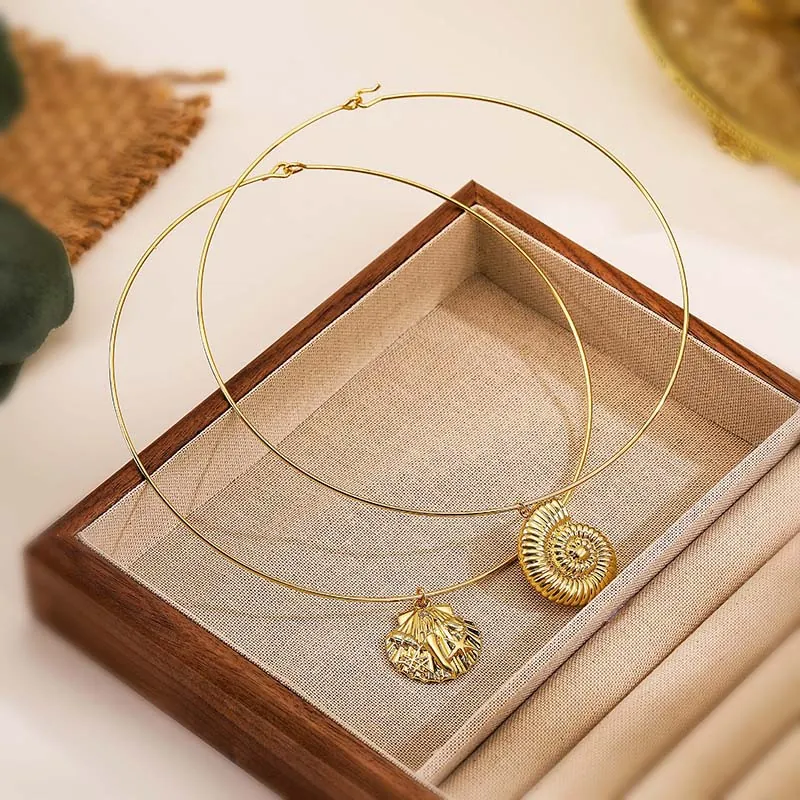 Collana Girocollo Vintage Placcata Oro Argento in Rame con Pendente Conchiglia Stella Marina Fiore per Donna Gioielli da Spiaggia