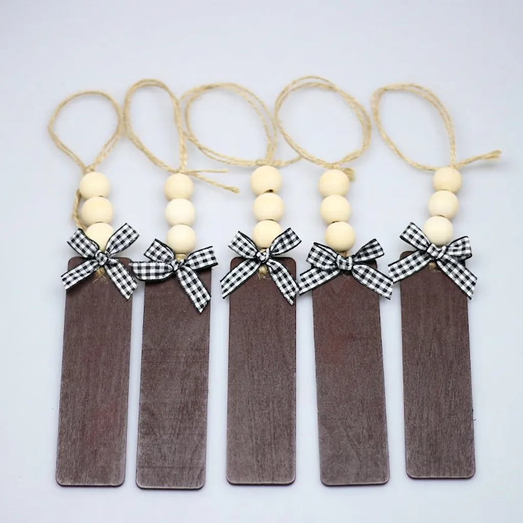 Ornements de Sapin de Noël Rustiques en Bois avec Nœuds Écossais et Perles Étiquettes Suspendues Décoration de Maison Style Ferme Cadeau