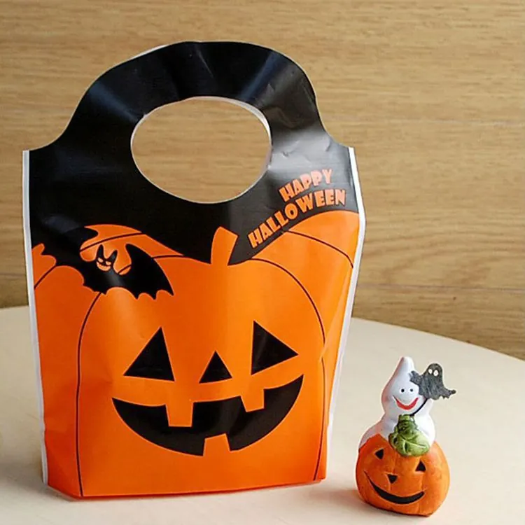 Halloween Gift Bags Plastic Pumpkin Bat Print Handle Hole Trick Or Treat Party Favors Candy Packaging Orange Black
