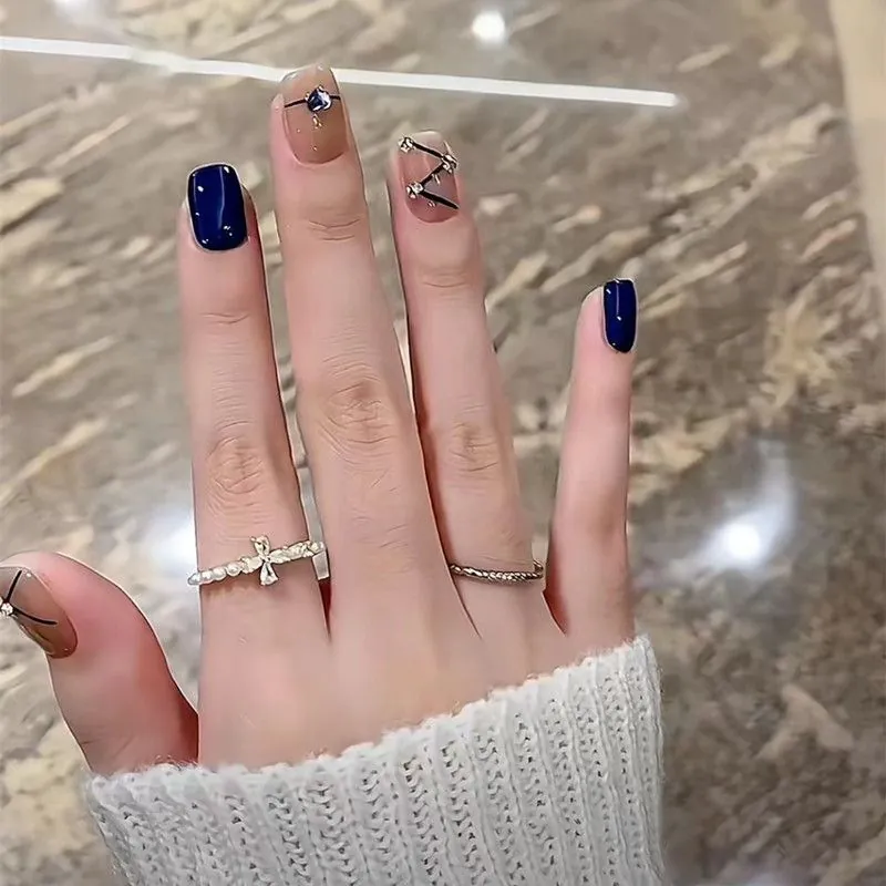 Galaxy Blue Short Square Press On Nails With Rhinestones And Geometric Lines ABS Plastic False Nails For Women