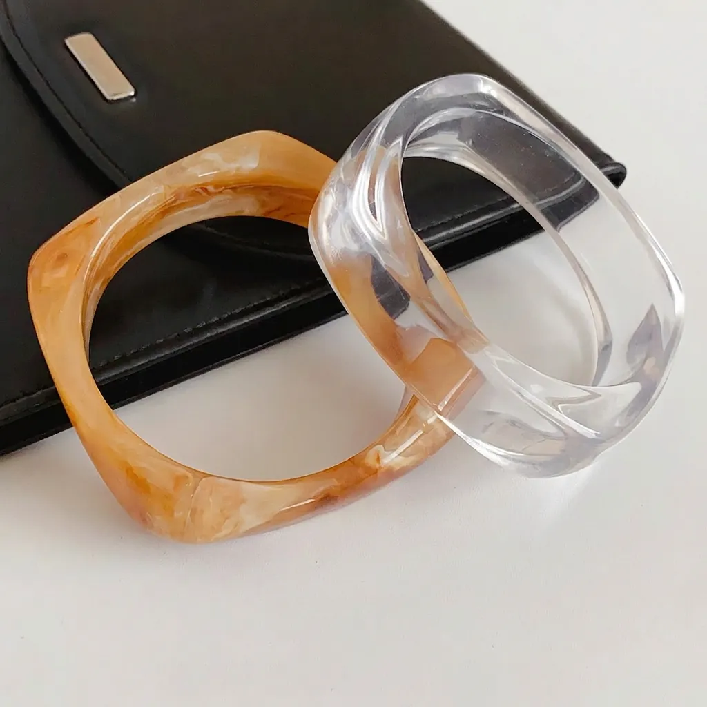 Resin Armreif Dick Quadratisch Abgerundet Chunky Retro Vintage Bernstein Marmor Transparent Minimalistischer Modeschmuck