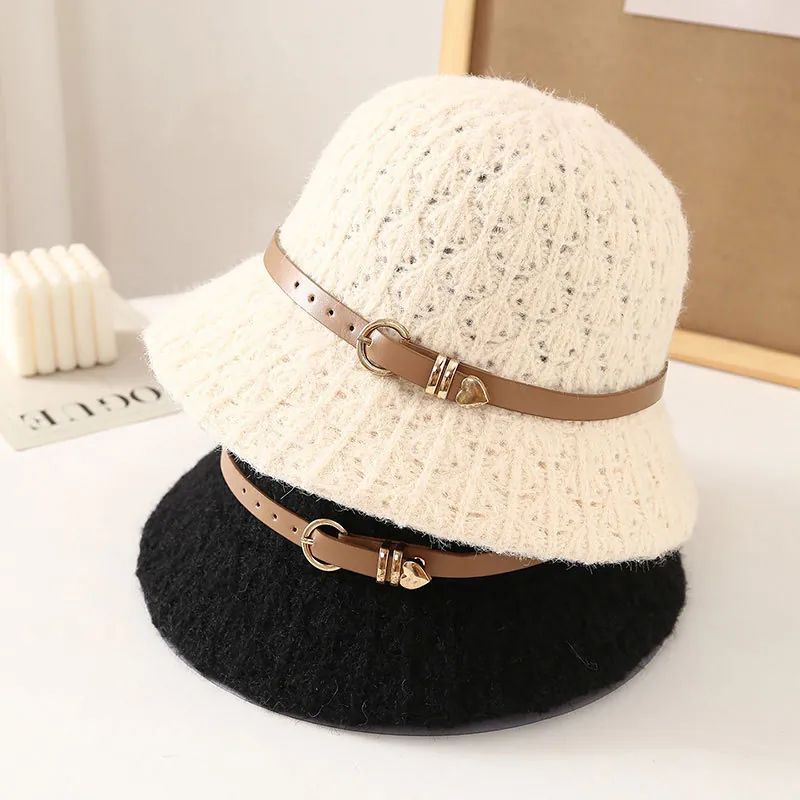 Women Knitted Bucket Hat Chunky Knit Hollow Fisherman Cap With Leather Belt Decor Heart Pendant Retro Winter Warm Hat