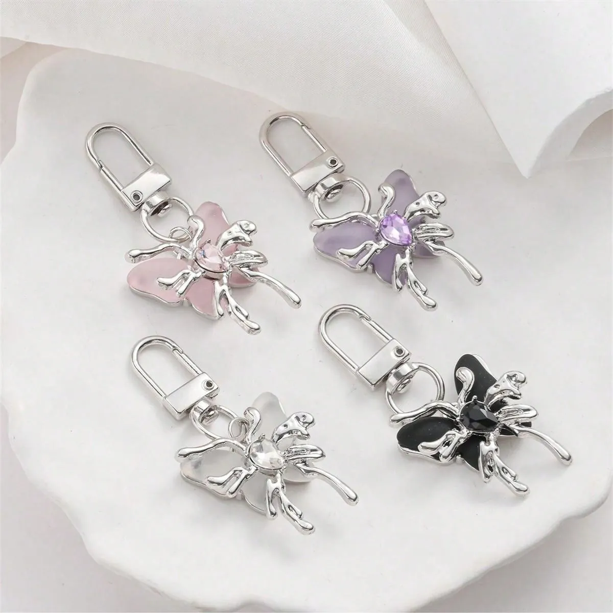 Creative Zinc Alloy Butterfly Keychain Elegant Rhinestone Acrylic Pendant For Women Bag Hanging Accessories
