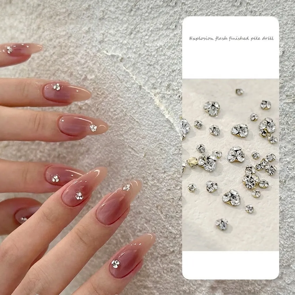 Décorations de Nail Art en Strass de Verre Étincelant Forme de Fleur Dos Pointu 3D Bijoux de Perçage en Pile Finis pour Accessoire de Manucure Professionnel DIY