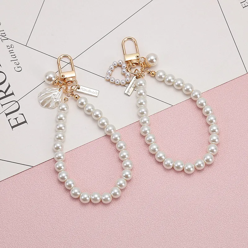 Artificial Pearl Keychain With Heart Shell Charms Elegant Imitation Artificial Pearl Bag Pendant For Women Handmade Alloy Accessory