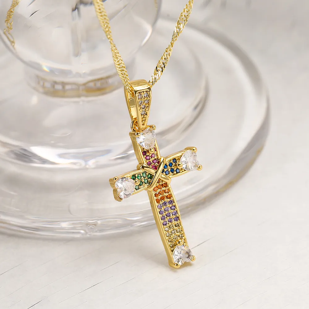 Cross Pendant Necklace Copper 18K Gold Plated Heart Zircon Geometric Fashion Light Luxury Jewelry For Women