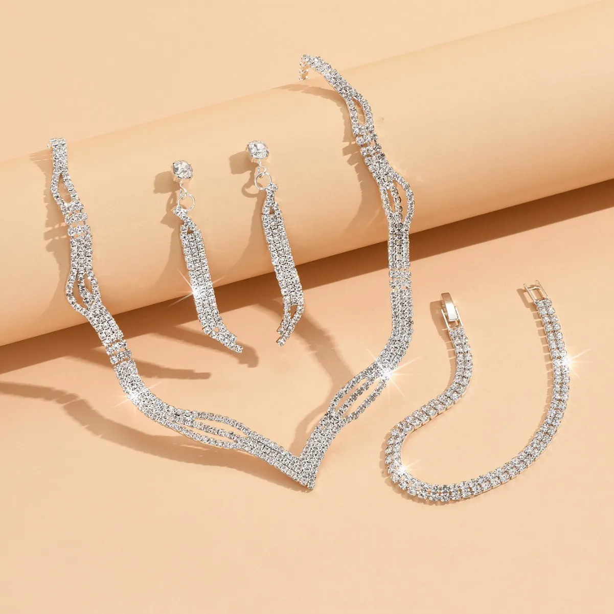 Women's Luxury Silver Alloy Rhinestone Jewelry Necklace Earrings Bracelet For Party Wedding Bridal Bridal Accessories