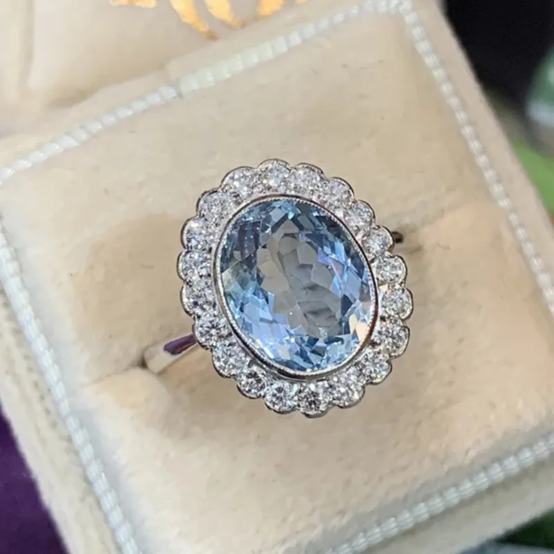 Eleganter Ring Kupfer Oval Hellblauer Zirkon Florales Halo Design Vintage Schmuck Für Damen