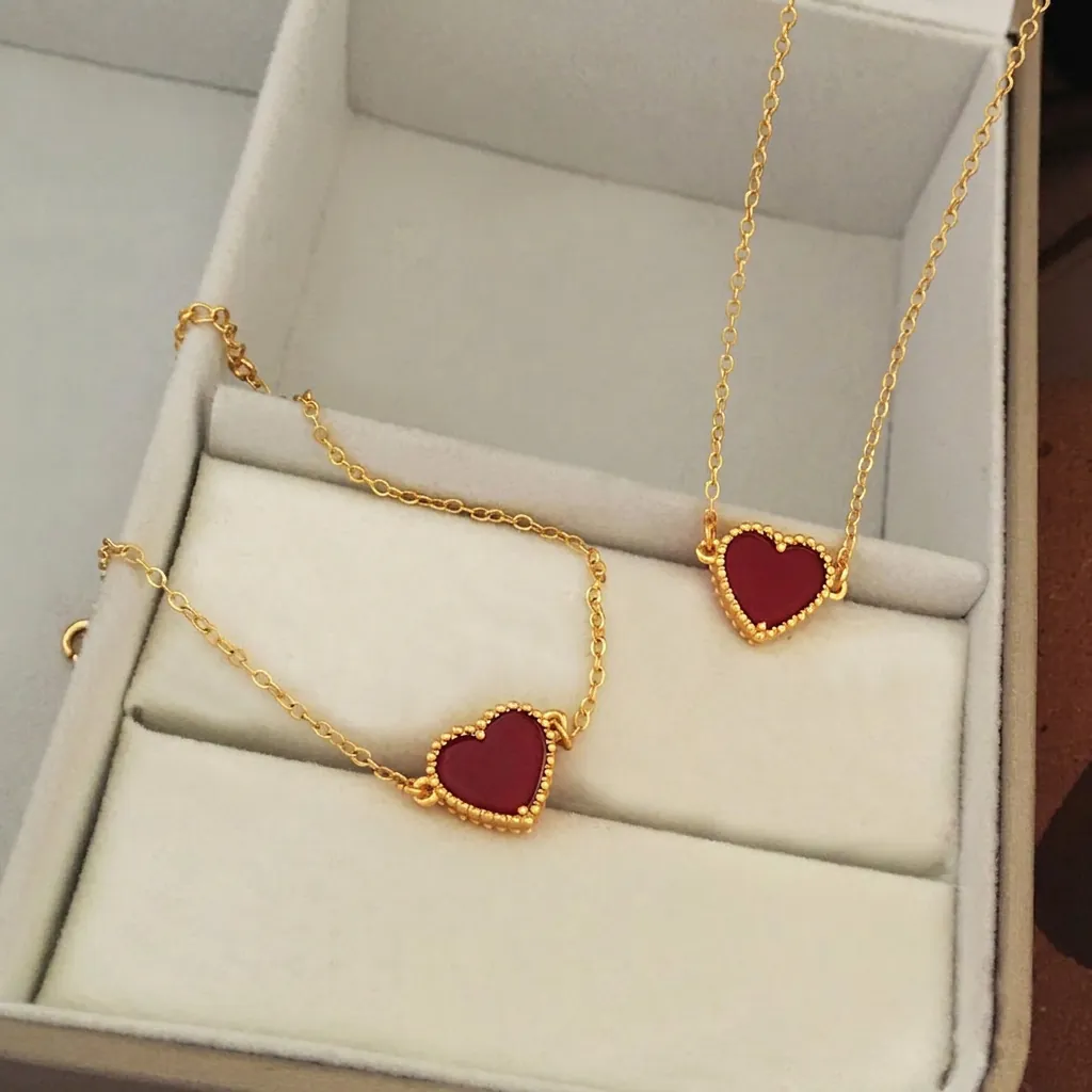 Korean Style Copper Gold Plated Red Resin Heart Jewelry Set For Women Elegant Minimalist Necklace Bracelet Accessory