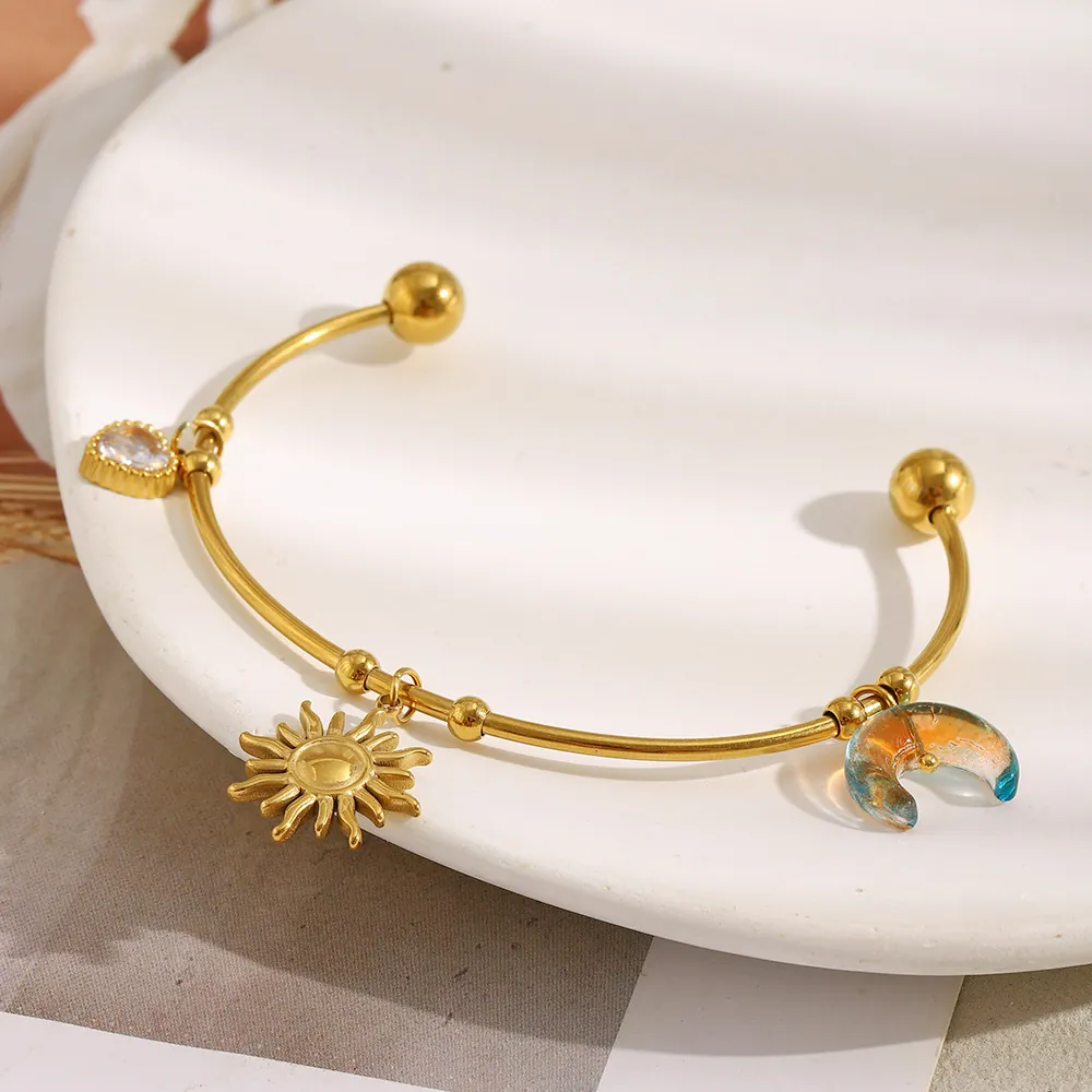Bracciale Rigido Aperto Sole Luna Cuore Acciaio Inossidabile Placcato Oro 18K Pietre Colorate Zirconia Gioielli Celesti Donne
