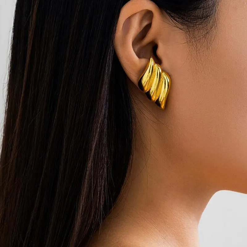 Geometrische Dreilagige Flügel Ohrstecker Für Damen 18K Vergoldet Messing Federform Ohrringe Nische Mode Schmuck Geschenk