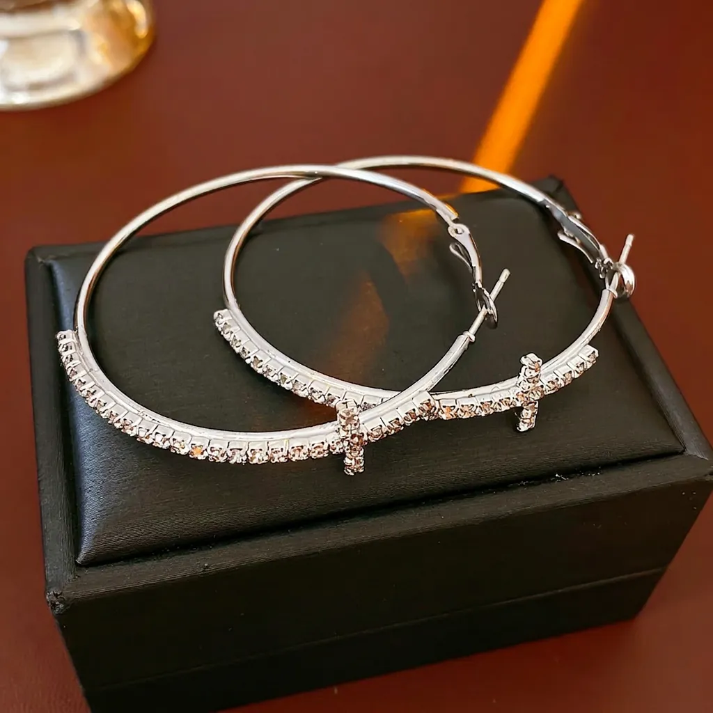 Orecchini A Cerchio Grandi In Lega Strass Con Perno In Argento Pendente A Croce Scintillante Stile Gotico Per Donne