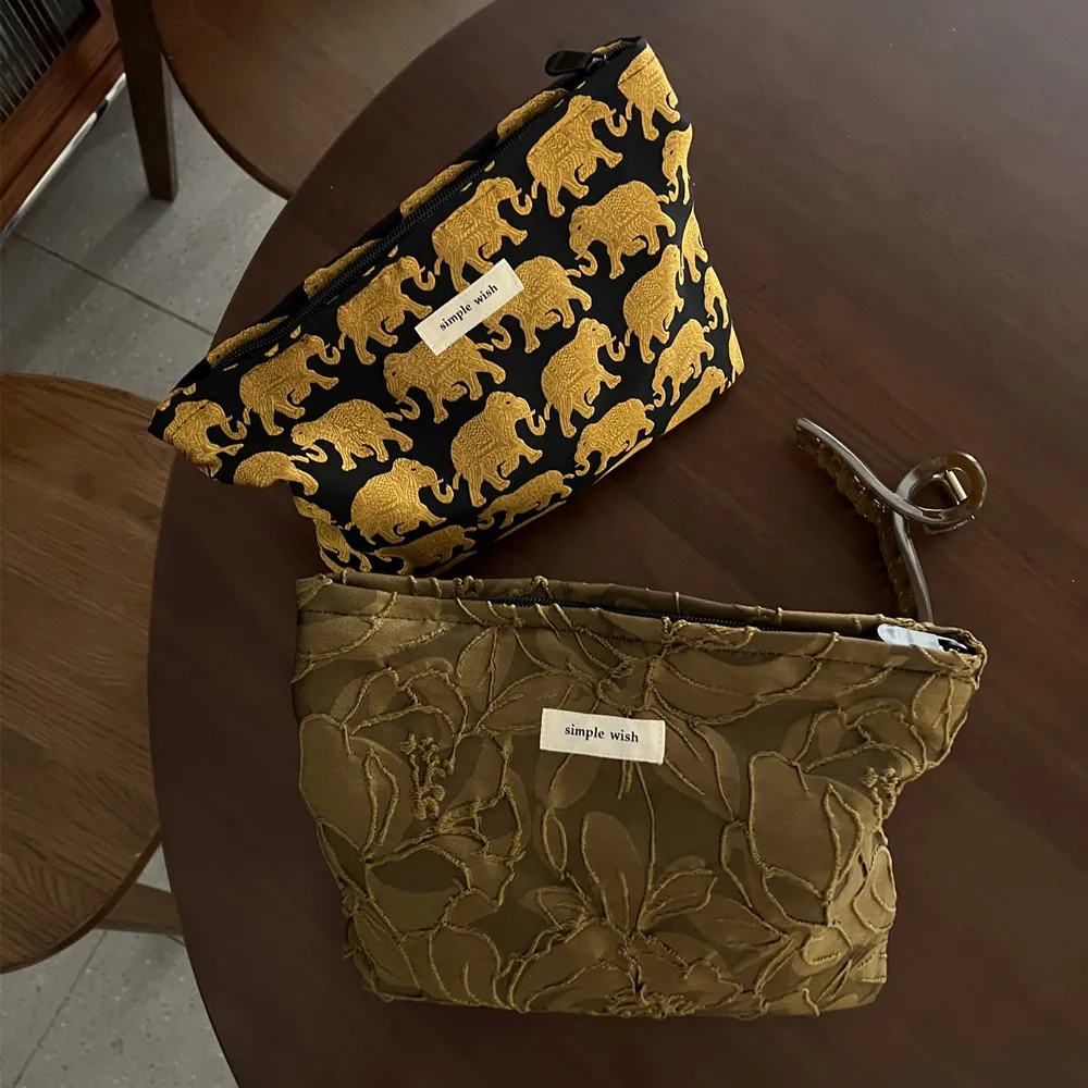 Cosmetic Bag Retro Jacquard Fabric Elephant Flower Pattern Travel Storage Pouch With Canvas Lining For Women