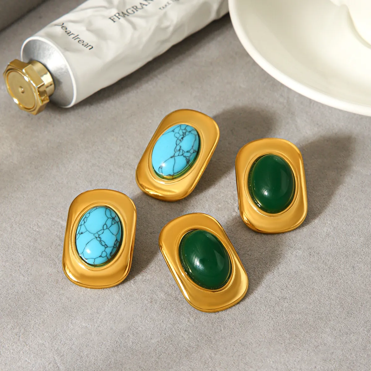 Boucles D'oreilles Puces Ovales Vintage Pour Femmes Rétro Géométrique Acier Inoxydable Plaqué Or 18K Avec Pierre Verte Turquoise