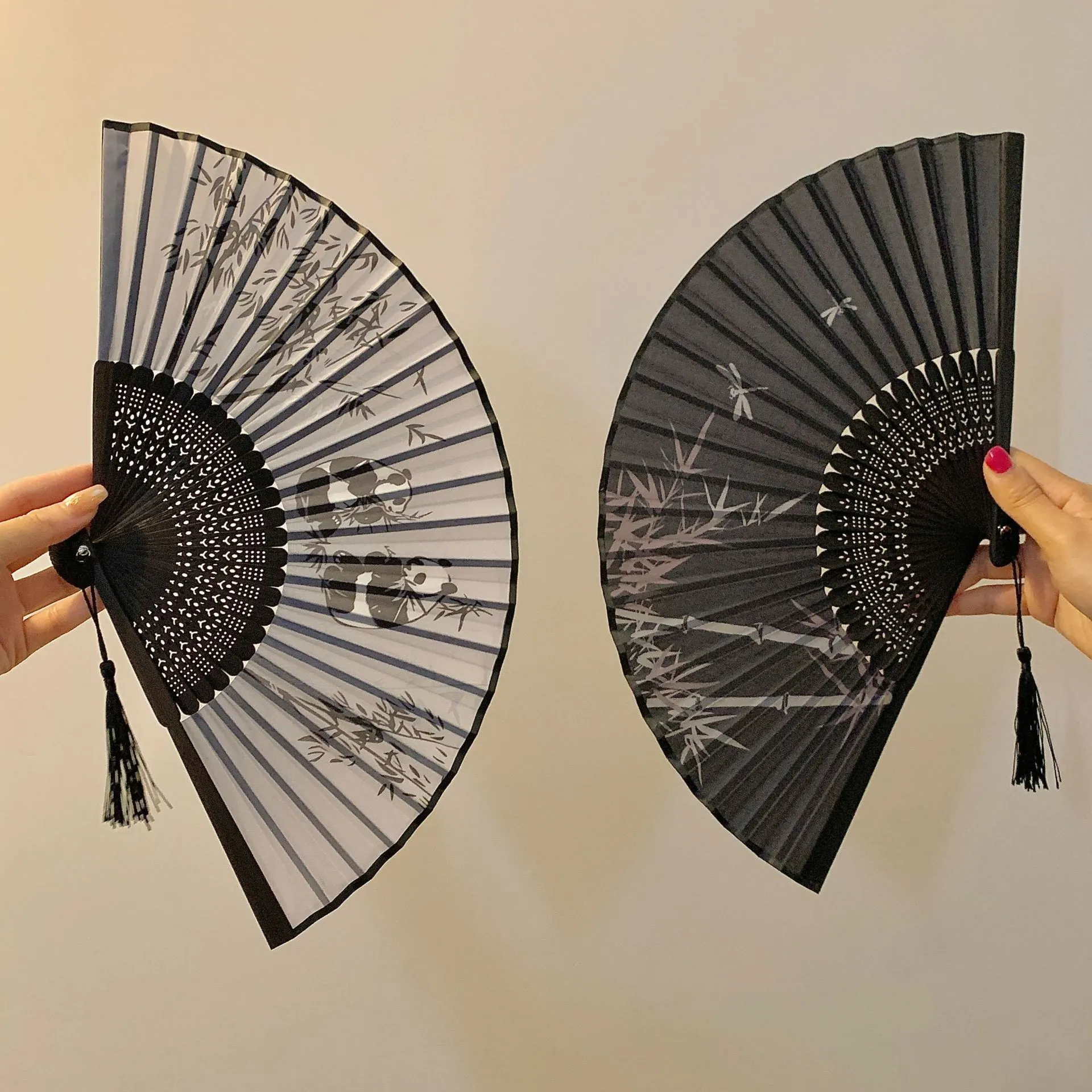 Chinese Style Folding Fan Ink Painting Satin Cloth Bamboo Ribs Portable Handheld For Hanfu Qipao Photography Props Decorative With Tassel