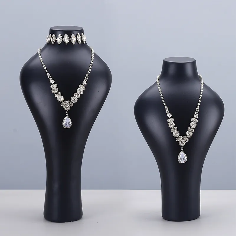 Necklace Display Stand Resin Portrait Bust Mannequin Jewelry Showcase Professional Artistic Style Props