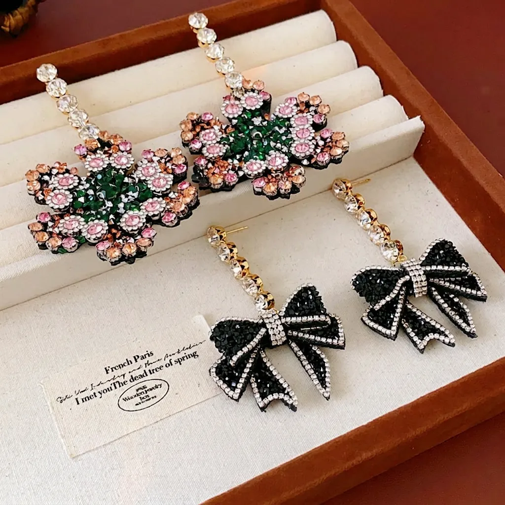 Strassblumen-Schleifen-Ohrhänger mit Silberstecker Kupfer Luxus Mode Schmuck für Damen