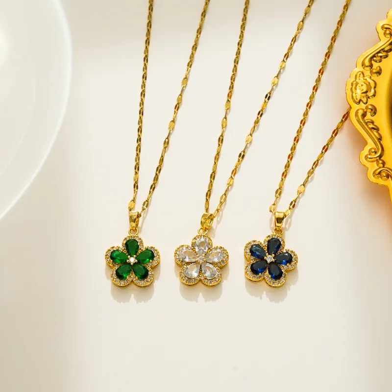 Collana Pendente Fiore In Zircone Elegante Acciaio Al Titanio Minimalista Colore Oro Gioielli Per Donna