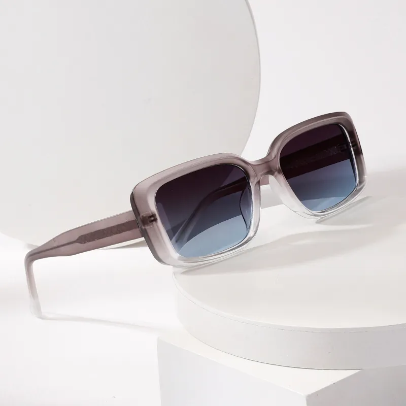 Retro Square Frame Sunglasses UV400 Protection PC Lens Gradient Fashion Eyewear For Men Women