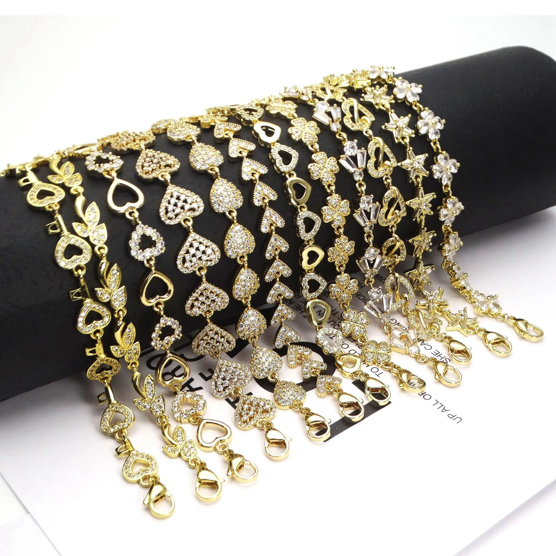 Fashion Zirconia Heart Bracelet Gold Plated Copper Four Leaf Clover Adjustable Bracelet For Women Geometric Zirconia Jewelry Gift