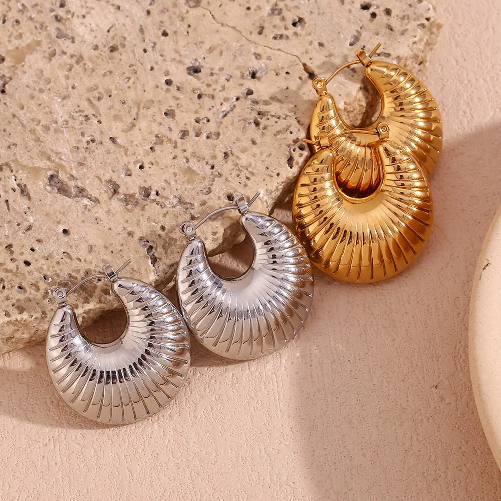 Chunky Hoop Earrings 18K Gold Plated Stainless Steel Croissant Ribbed Hollow Fashion Jewelry For Women