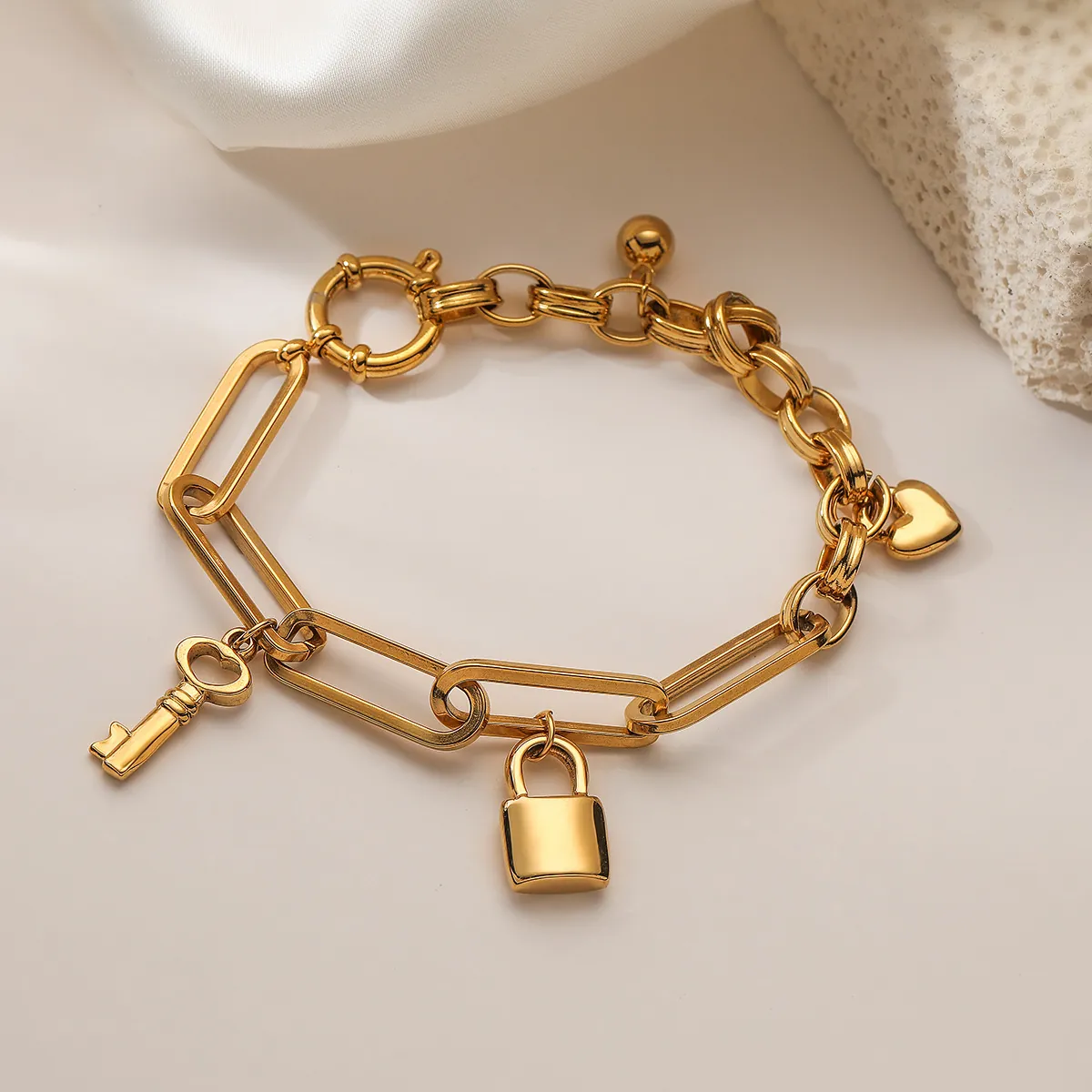 Heart Lock And Key Charm Bracelet Stainless Steel 18K Gold Plated Mixed Paperclip Link Chain Fashion Jewelry For Women