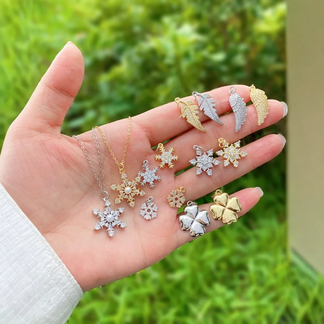 Copper Zircon Pendant Necklace DIY Jewelry Accessory Snowflake Feather Four Leaf Clover Wing Elegant Fashion For Women