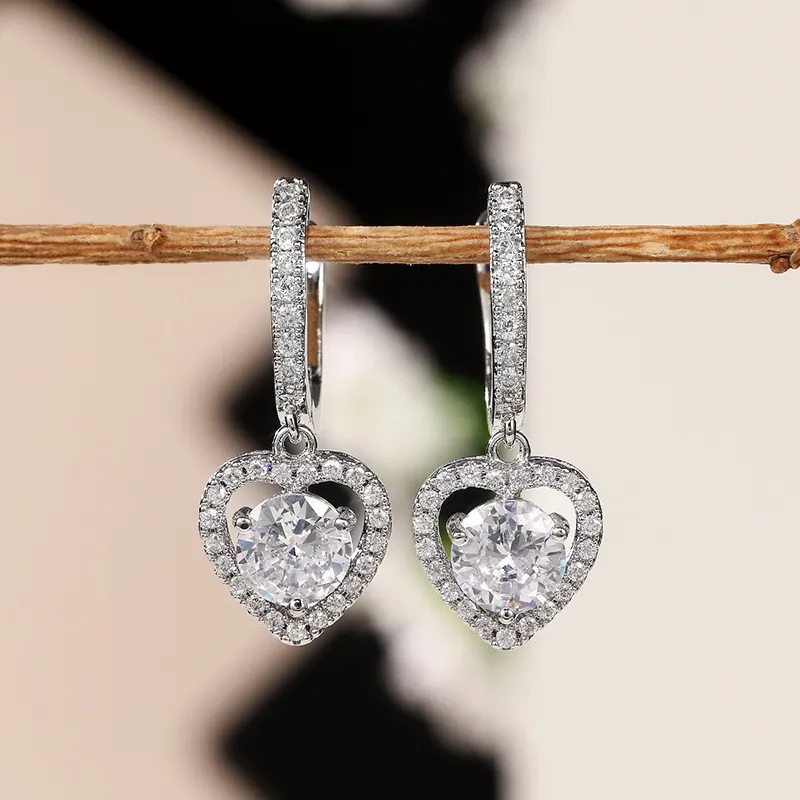 Elegant Heart Shaped Copper Dangle Earrings With Round Rhinestone For Women White Gold Plated Hollow Heart Jewelry Gift