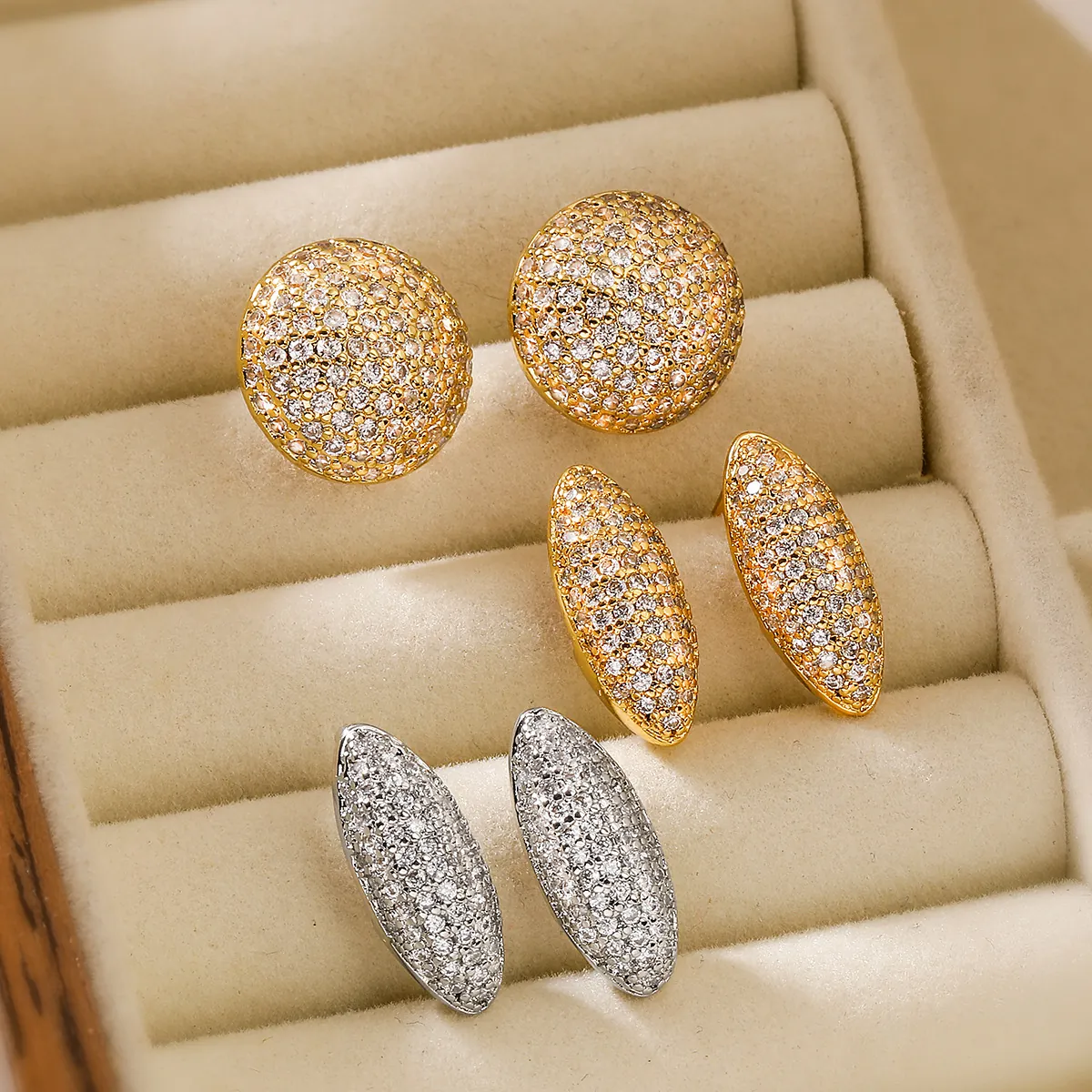 Orecchini A Lobo Geometrici Rame Placcato Oro 18K Micro Pave Zircone Gioielli Eleganti Regalo Per Donne