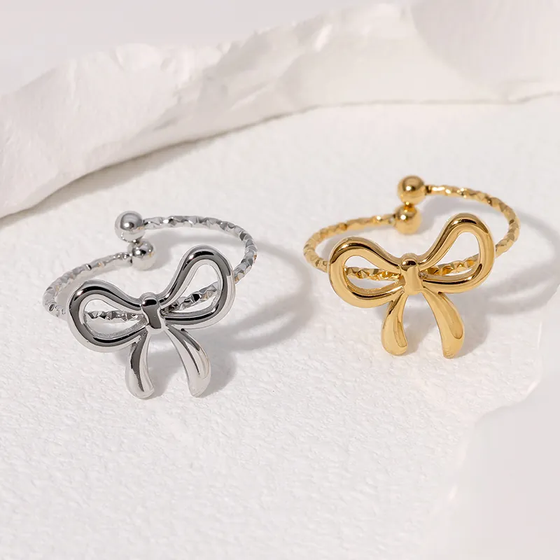 Schleife Offener Ring Edelstahl 18K Vergoldet Verstellbar Gedrehtes Band Minimalistisch Süß Modeschmuck Für Damen