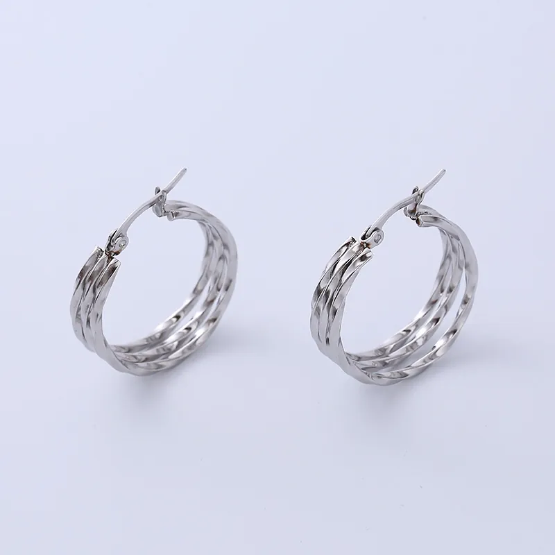 Créoles Torsadées À Trois Couches En Acier Inoxydable 316L Poli Miroir Bijoux De Mode Minimalistes Pour Femmes