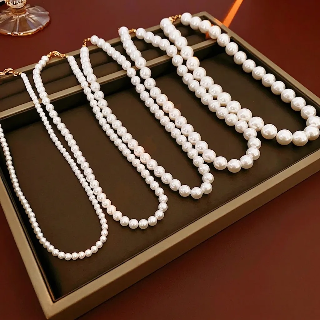 Collier De Künstliche Perles En Verre Blanches Élégant Avec Fermoir En Cuivre Doré Style Français Chaîne De Clavicule Femmes