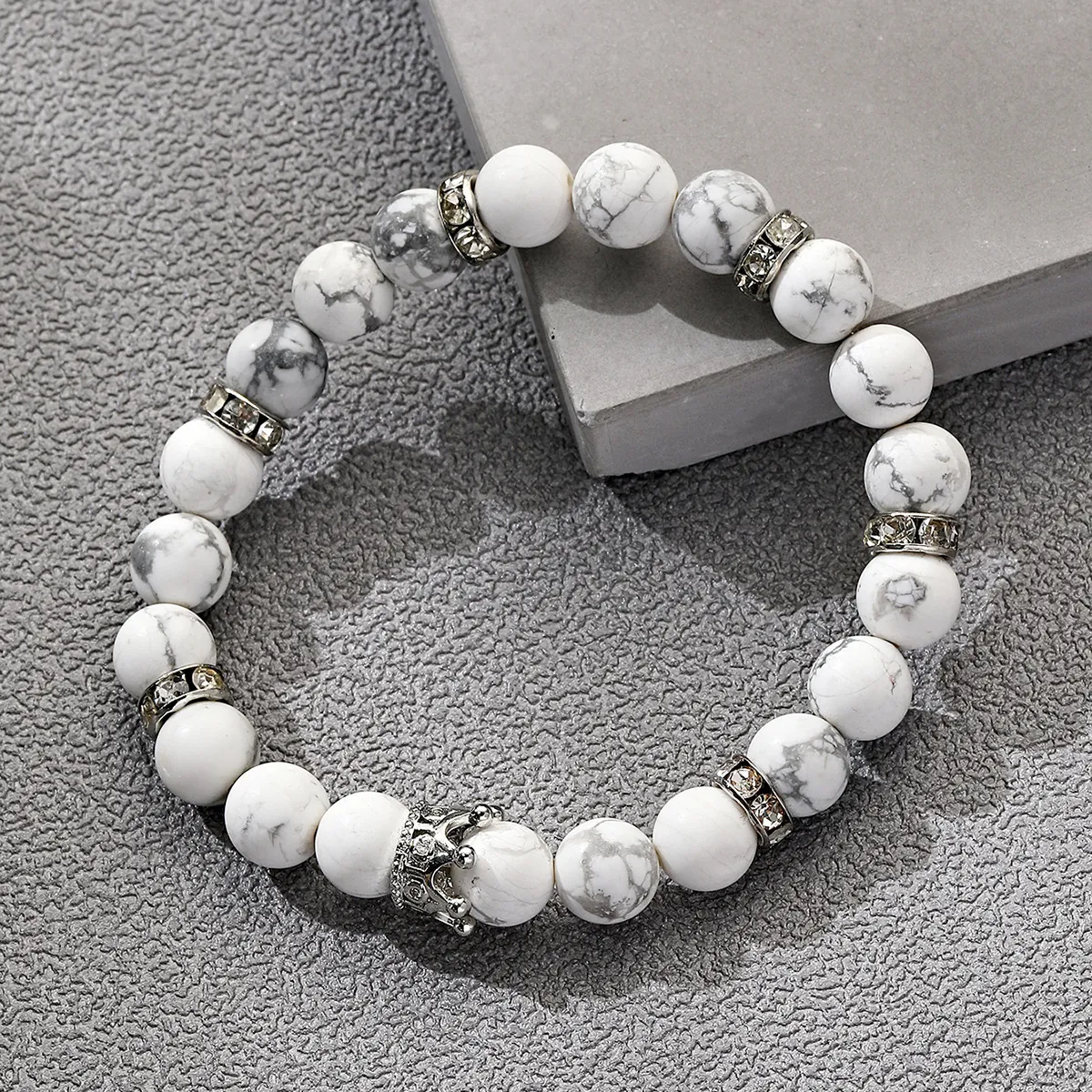 Naturstein Perlenarmband Mit Legierung Löwenkopf Und Kronenanhängern Elastischer Matt Schmuck Für Männer