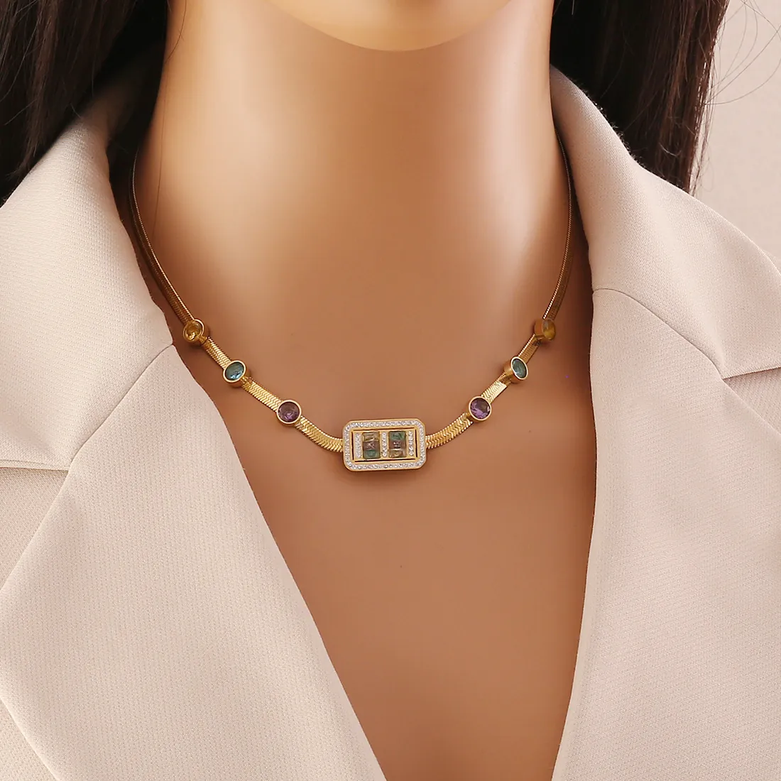 Collier Chaîne Serpent En Acier Inoxydable Plaqué Or Pour Femmes Choker Avec Pendentif Carré En Zircon Coloré