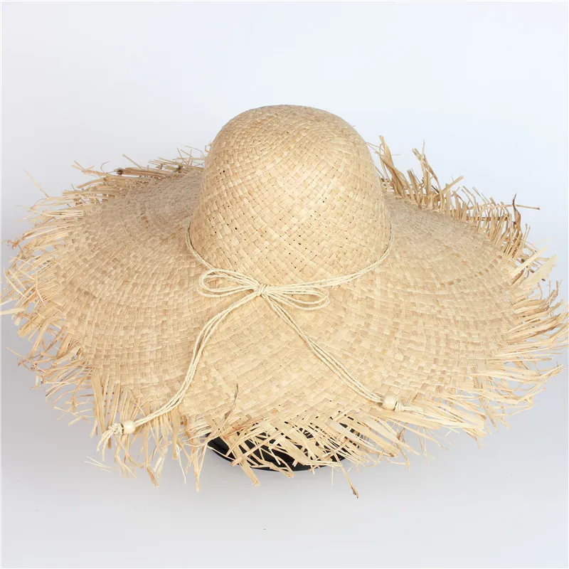 Women Wide Brim Raffia Straw Hat Raw Edge Sun Protection Beach Vacation Handmade Breathable Summer Accessory
