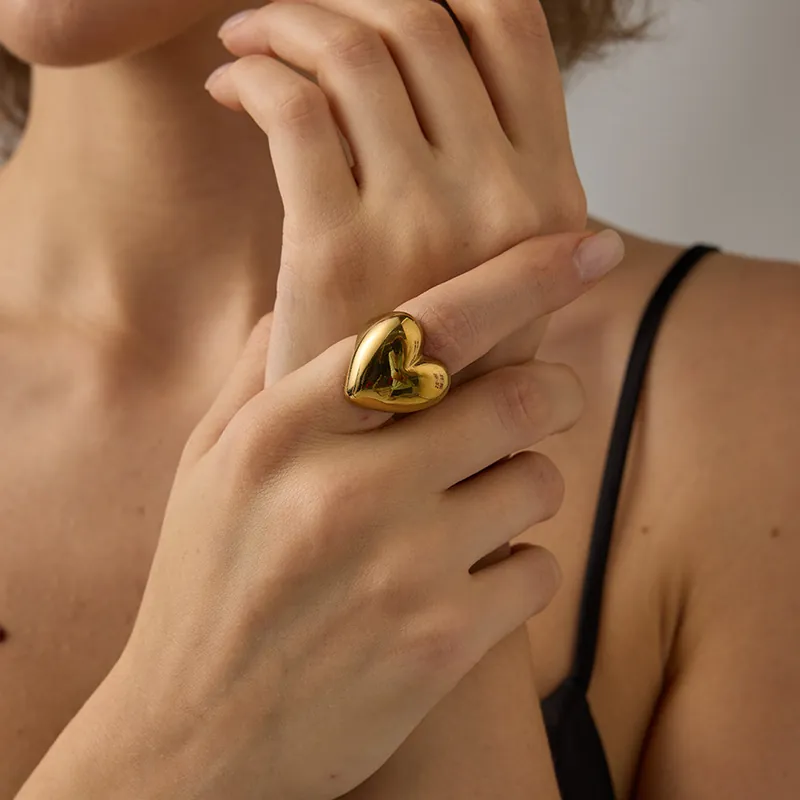 Chunky Heart Statement Ring 18K Gold Plated 316L Stainless Steel Mirror Polished Minimalist Jewelry For Women
