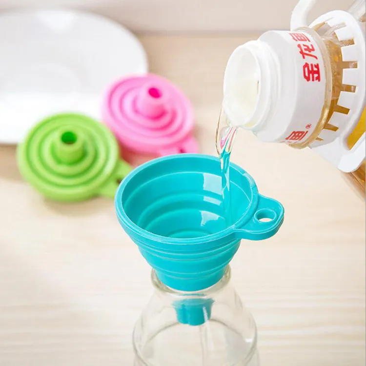 Collapsible Funnel Food Grade Silicone TPR Telescopic Hanging Hole Candy Color Kitchen Liquid Transfer Tool