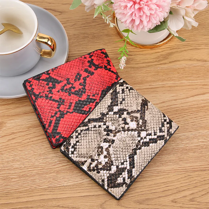 Men Bifold Wallet PVC Synthetic Leather Retro Snake Skin Pattern Texture Multi Card Slots Fashion Short Student Purse
