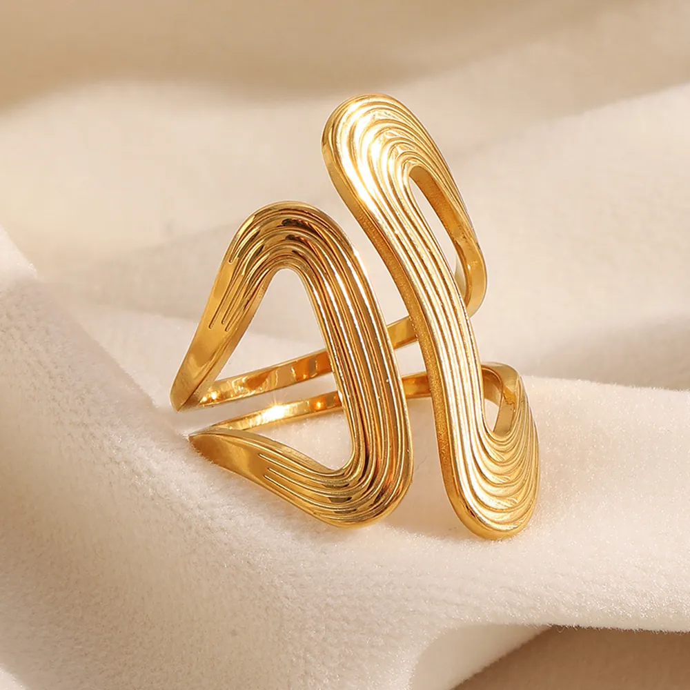 Bague Acier Inoxydable Plaqué Or 18K Géométrique Irrégulière Ligne Ondulée Ajustable Bijoux Mode Pour Femmes