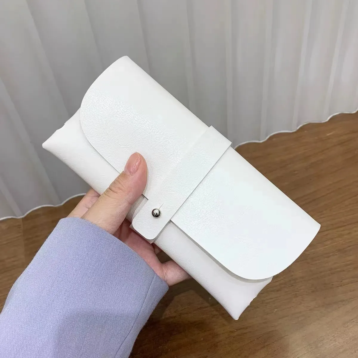 Custodia Per Occhiali Portatile In Pelle PU Trama Litchi Custodia Per Occhiali Da Sole Chiusura A Scatto Protezione Leggera