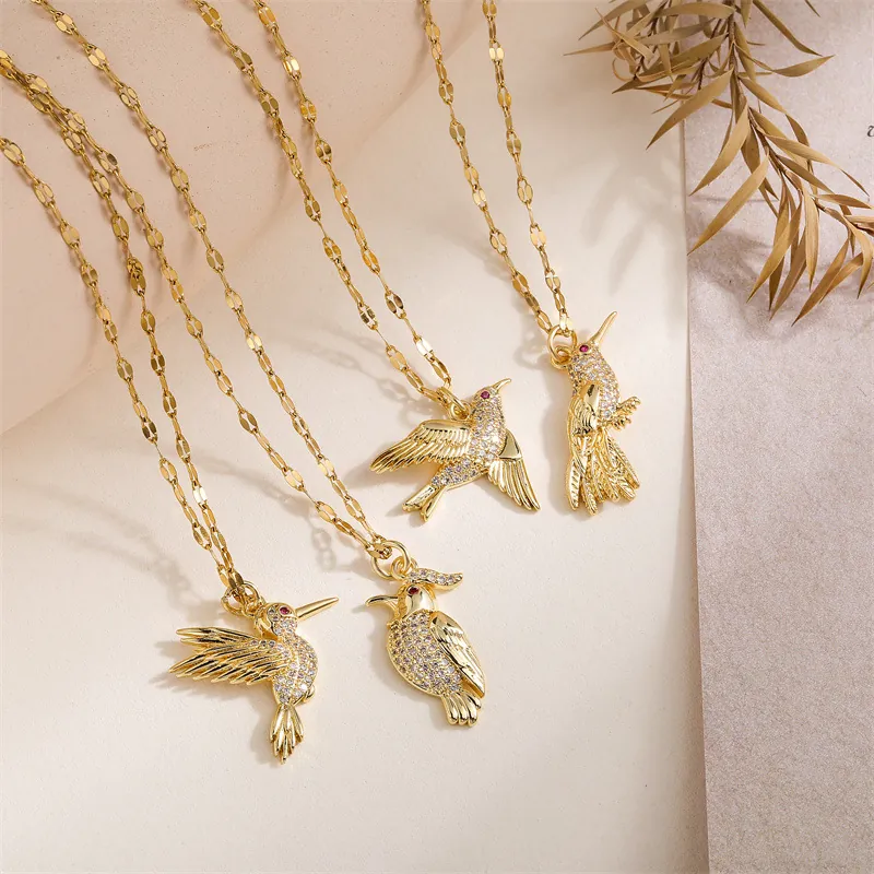 Collier Pendentif Colibri Cuivre Plaqué Or Zircon Micro Pavé Oiseau Bijoux Animaux