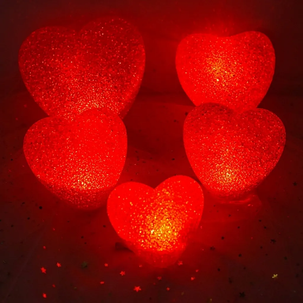 LED Heart Shape Night Light Glow Party Prop Romantic Decoration Plastic Granular Texture For Proposal Performance