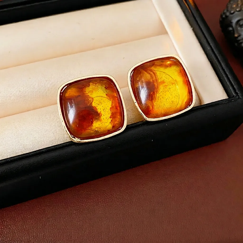 Orecchini A Lobo Quadrati Retro Resina Lega Con Perno Per Orecchini In Argento Stile Maillard Texture Ambra Donne