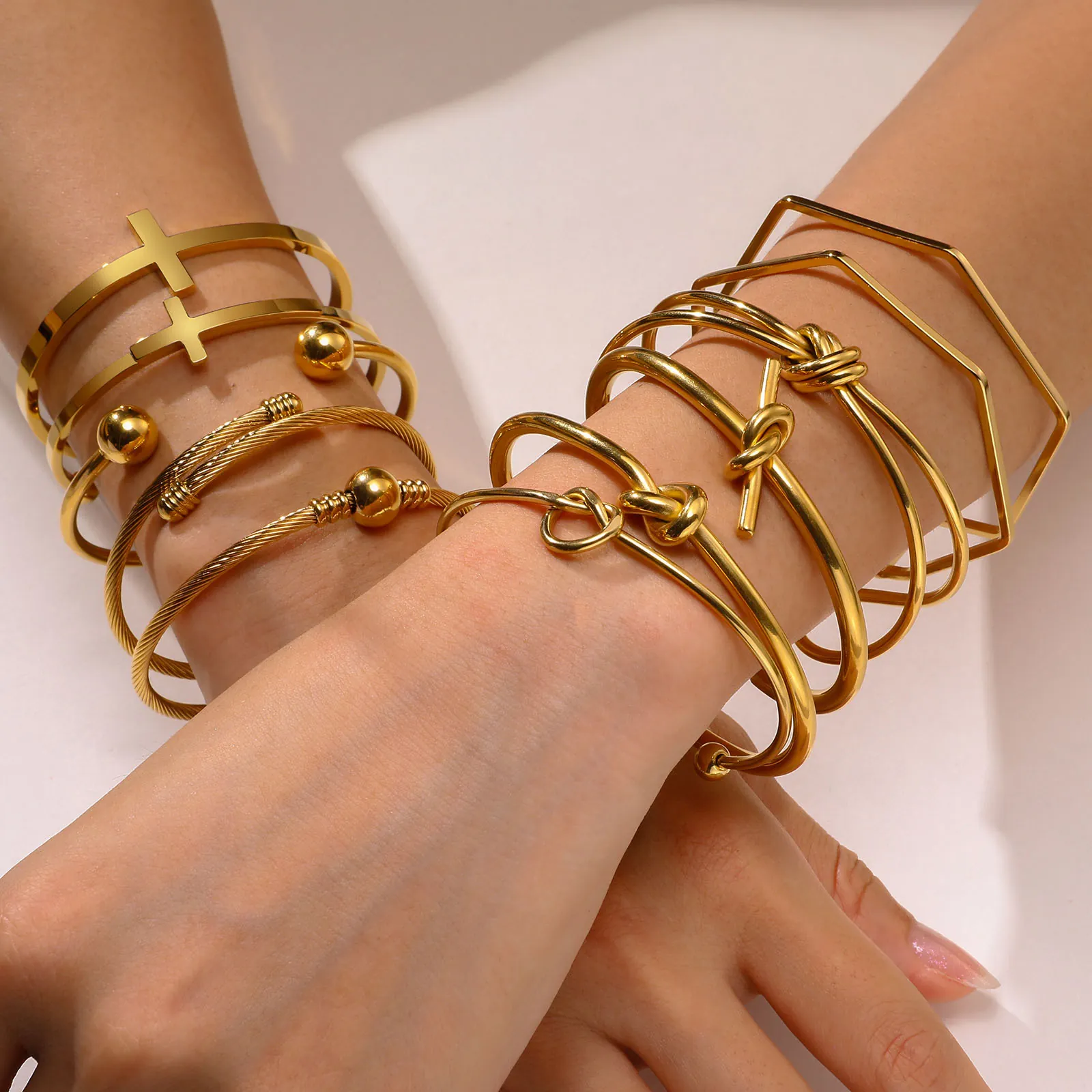 Knotted Infinity Heart Cross Geometric Cuff Bangle Stainless Steel 18K Gold Plated Fashion Jewelry For Women Elegant