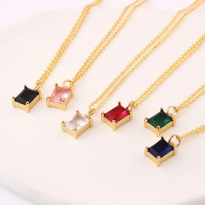 Collana Con Ciondolo In Pietra Preziosa Rettangolare Ottone Placcato Oro Stile INS Gioielli Eleganti Per Donna