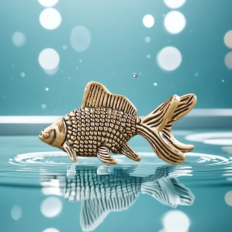 Goldfish Figurine Miniature Statue Copper Plated Alloy Detailed Scale Texture Desktop Ornament Home Office Decor Tea Pet