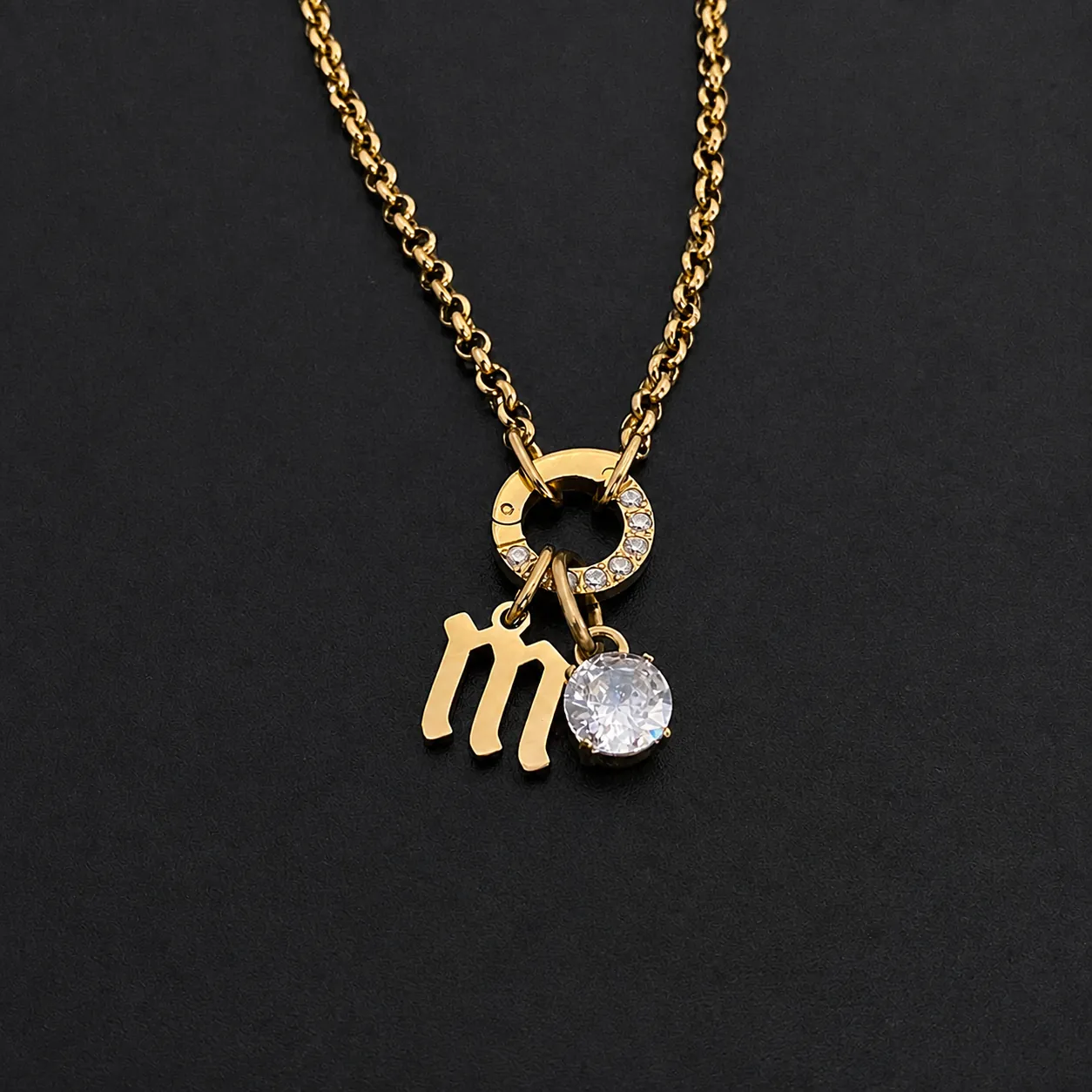 Collier avec Pendentif Lettre Minuscule en Acier Inoxydable Minimaliste avec Strass DIY Style Américain Bijoux de Mode pour Femmes