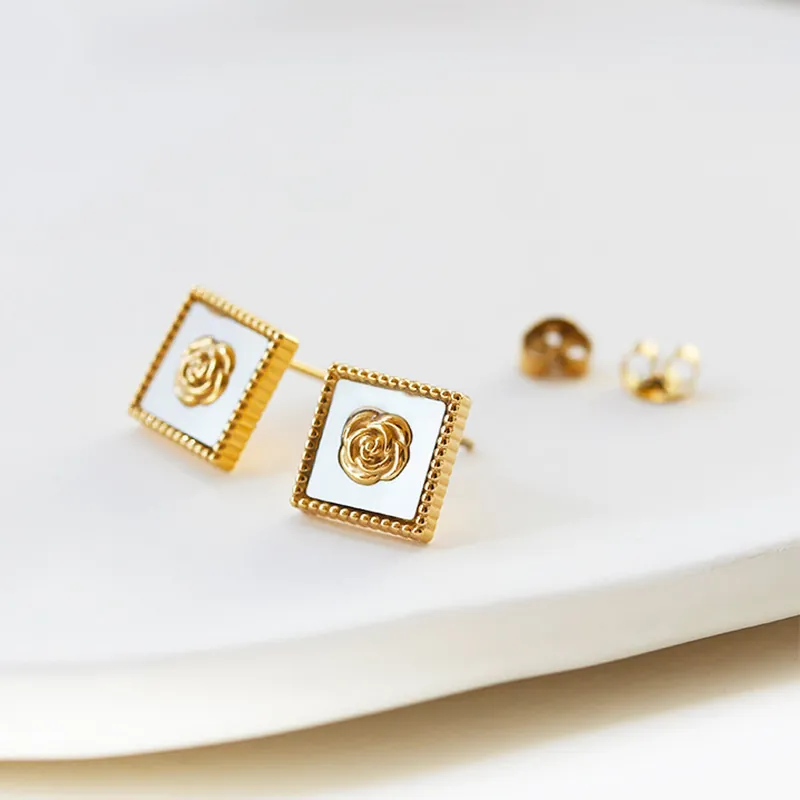 Vintage Titanium Steel Jewelry Gold Plated White Shell Rose Flower Crown Pendant Necklace Stud Earrings French Style Elegant Women