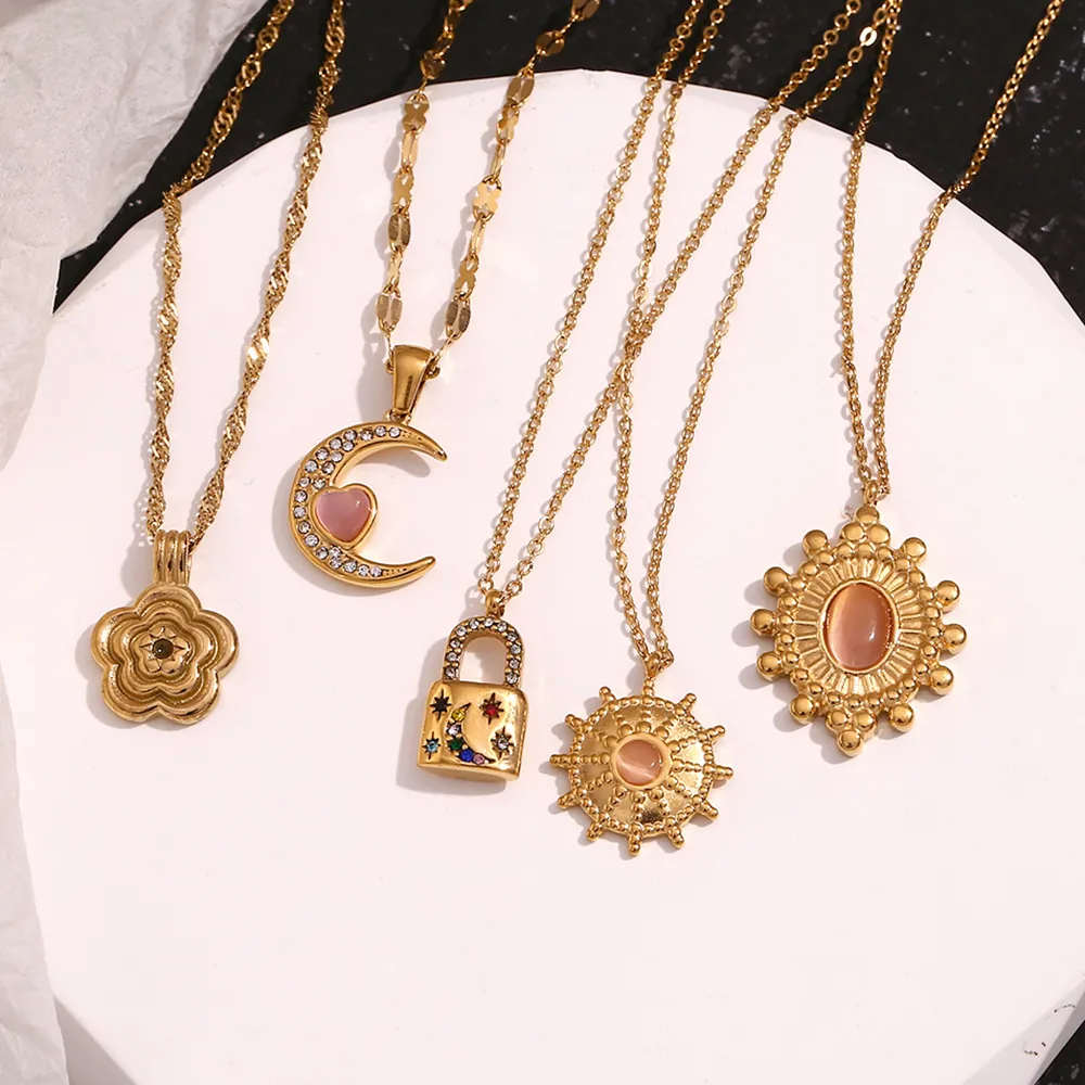 Stainless Steel Pendant Necklace For Women Gold Plated Natural Stone Rhinestone Inlaid Heart Moon Star Charm Jewelry Necklace